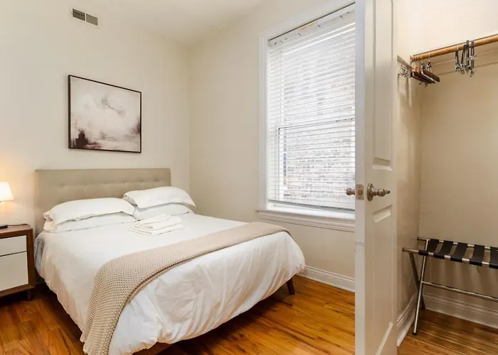 Apartamento Flexhome Wicker Park - Stylish 2br - Sleeps 6 *